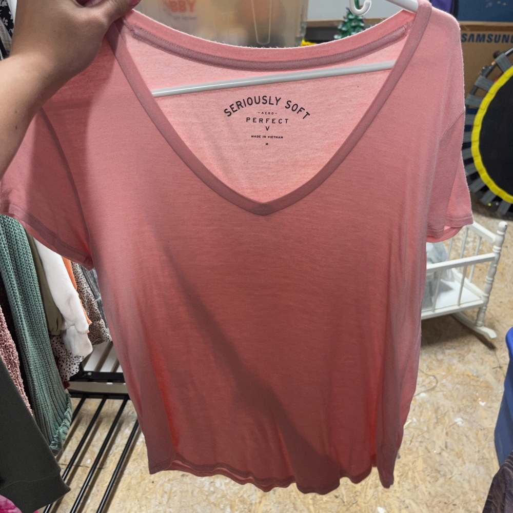 American eagle size medium t shirt